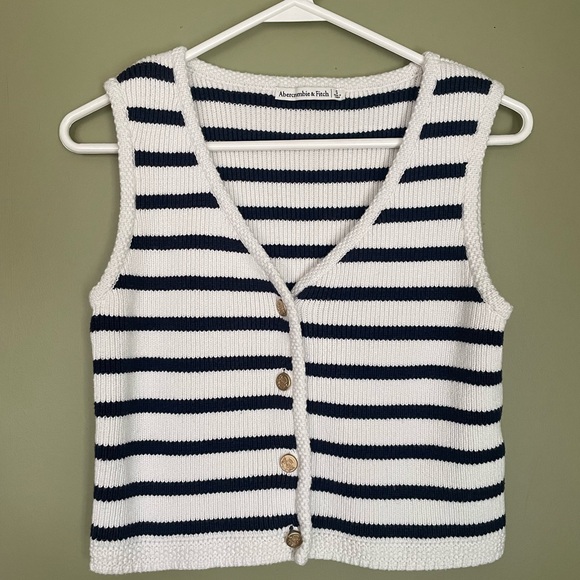 Abercrombie & Fitch Tops - Abercrombie&Fitch Mara Button Up Sweater Vest Sz S